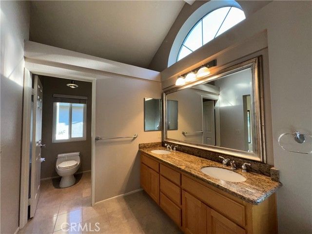 6 Fierro, Irvine, CA 92614