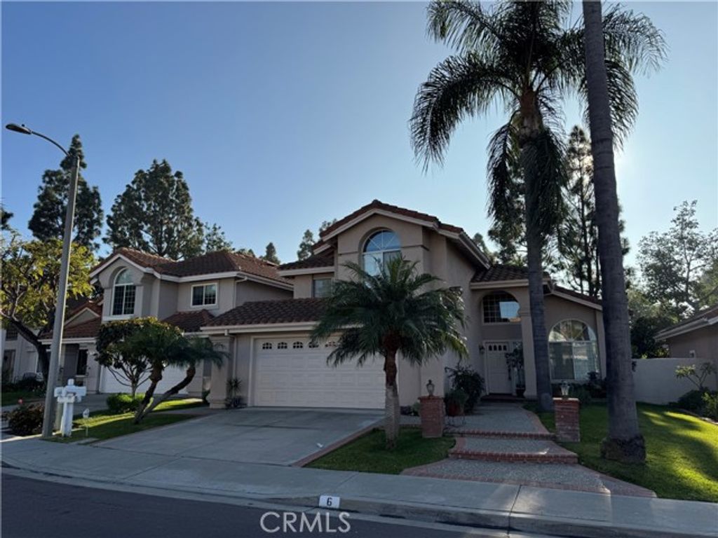 6 Fierro, Irvine, CA 92614