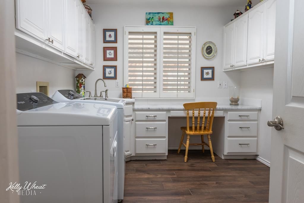 Image 24 of property listing at 1854 S Concho Dr, San Angelo, TX 76904