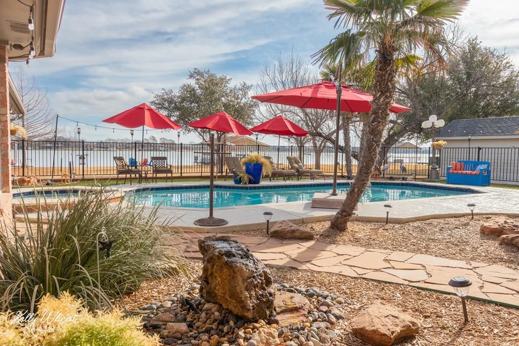 Image 33 of property listing at 1854 S Concho Dr, San Angelo, TX 76904