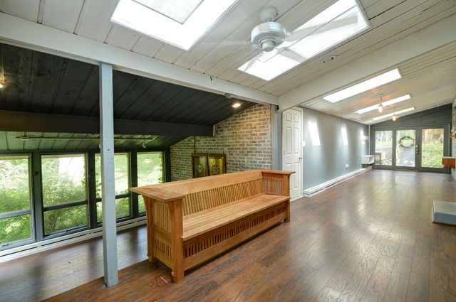 3N353 Pine Hills Road, St. Charles, IL 60175