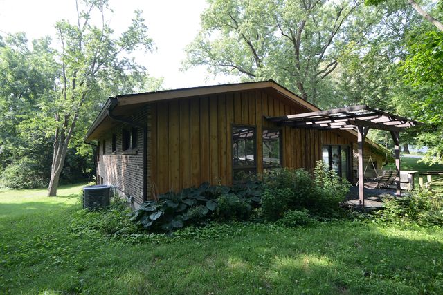 3N353 Pine Hills Road, St. Charles, IL 60175