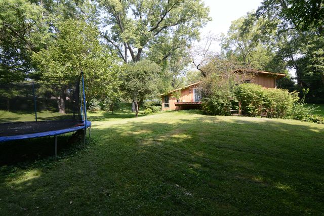 3N353 Pine Hills Road, St. Charles, IL 60175