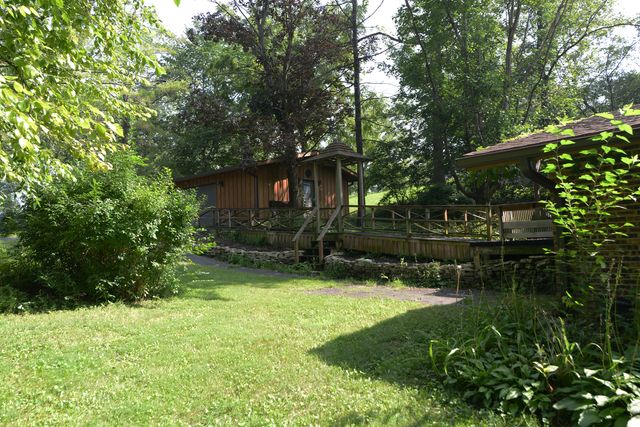 3N353 Pine Hills Road, St. Charles, IL 60175