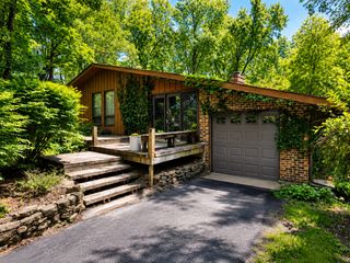 3N353 Pine Hills Road, St. Charles, IL 60175