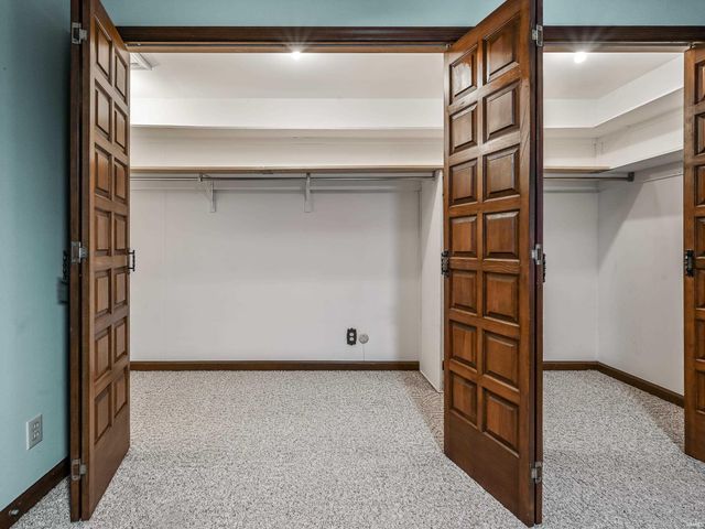 2208 Roselawn Dr Unit 4, Lebanon, IN 46052