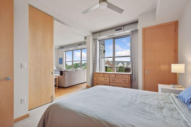 3640 Wooddale Avenue S 315, Saint Louis Park, MN 55416