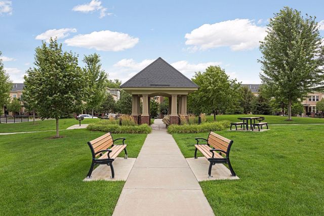 3640 Wooddale Avenue S 315, Saint Louis Park, MN 55416