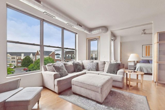 3640 Wooddale Avenue S 315, Saint Louis Park, MN 55416