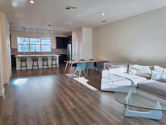 1746 Pedrozzi Common, Livermore, CA 94551