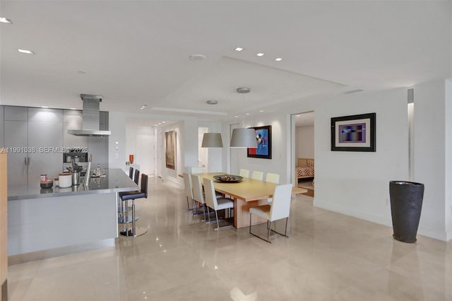 3535 Hiawatha Ave 405, Miami, FL 33133