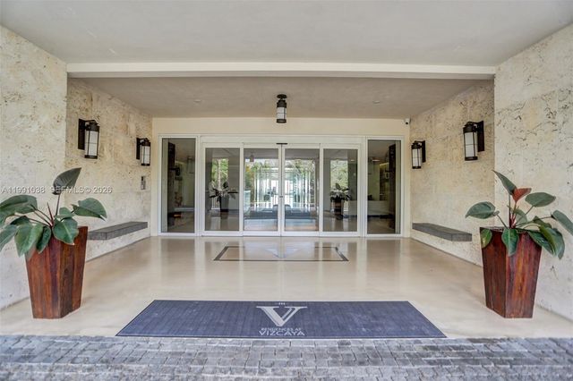 3535 Hiawatha Ave 405, Miami, FL 33133