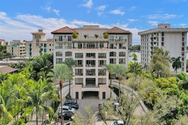 3535 Hiawatha Ave 405, Miami, FL 33133