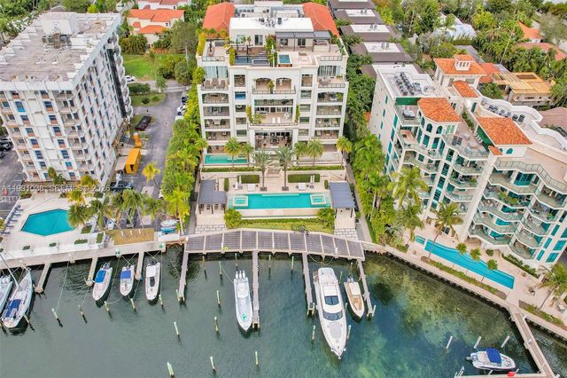 3535 Hiawatha Ave 405, Miami, FL 33133