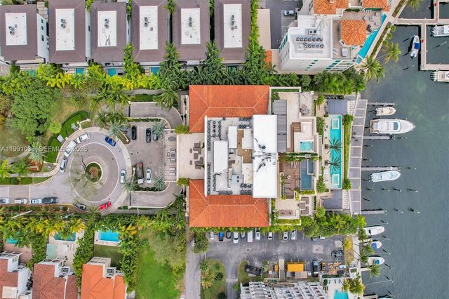 3535 Hiawatha Ave 405, Miami, FL 33133