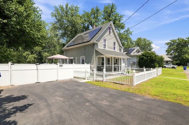 72 Switzer Street, Springfield, MA 01109