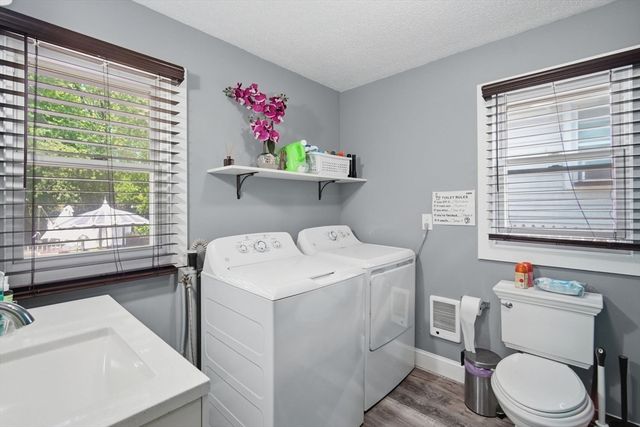 72 Switzer Street, Springfield, MA 01109