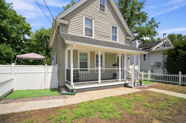 72 Switzer Street, Springfield, MA 01109