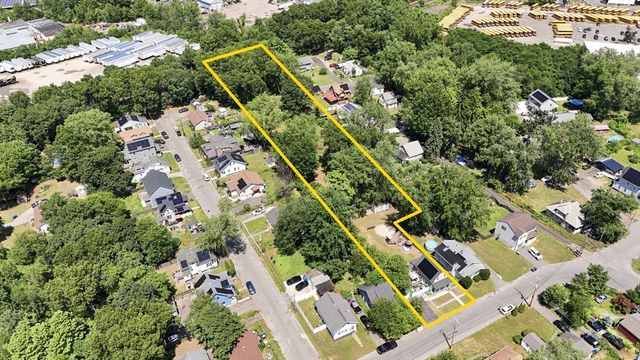 72 Switzer Street, Springfield, MA 01109