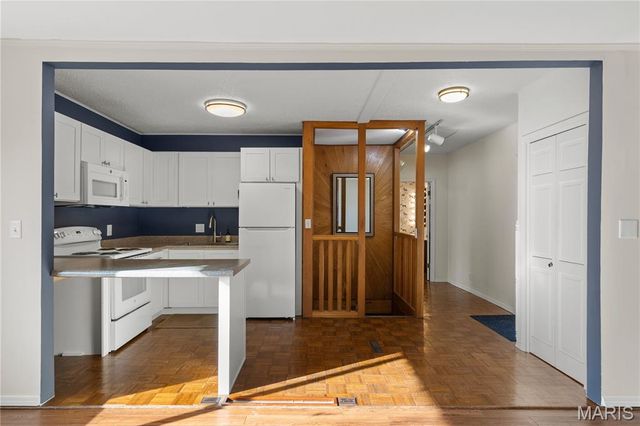 908 State Street, Alton, IL 62002