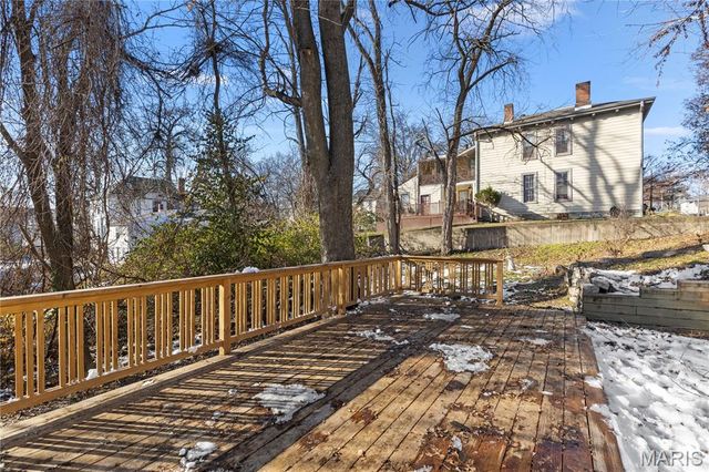 908 State Street, Alton, IL 62002