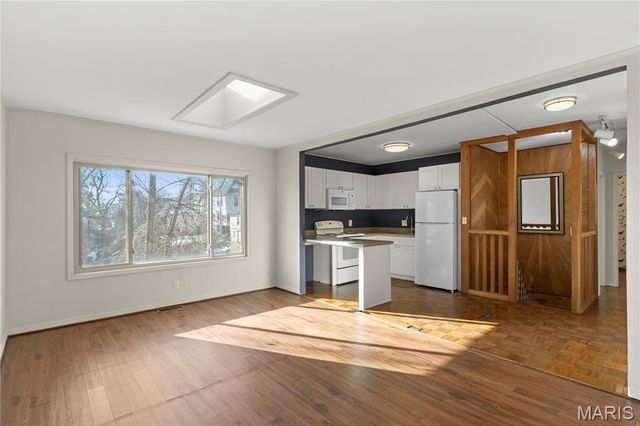 908 State Street, Alton, IL 62002