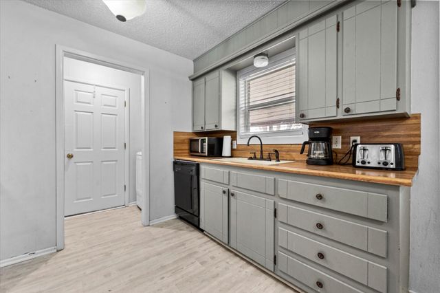 4824 8th Street, Lubbock, TX 79416