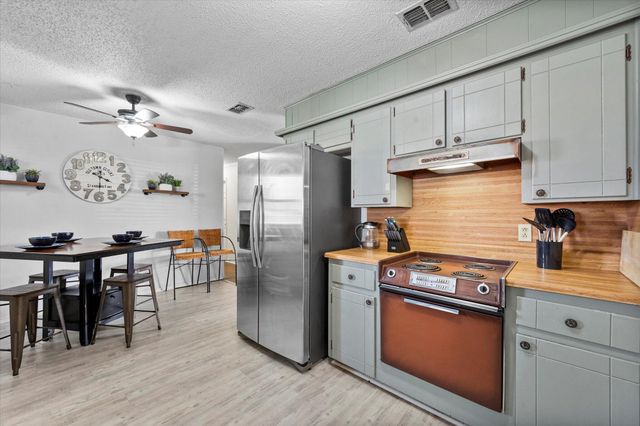 4824 8th Street, Lubbock, TX 79416