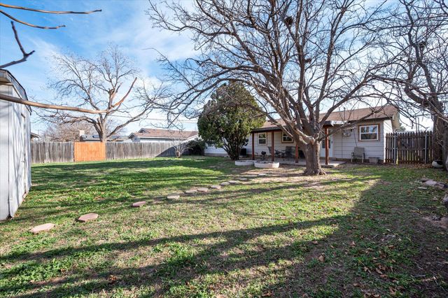 4824 8th Street, Lubbock, TX 79416