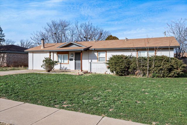 4824 8th Street, Lubbock, TX 79416