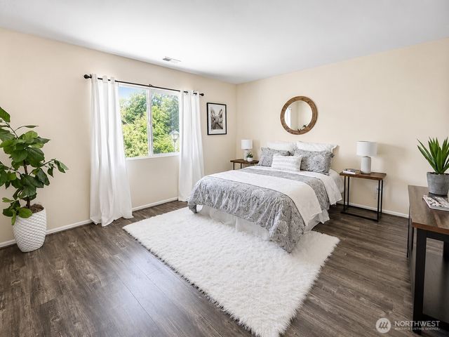 20182 110th Place SE, Kent, WA 98031