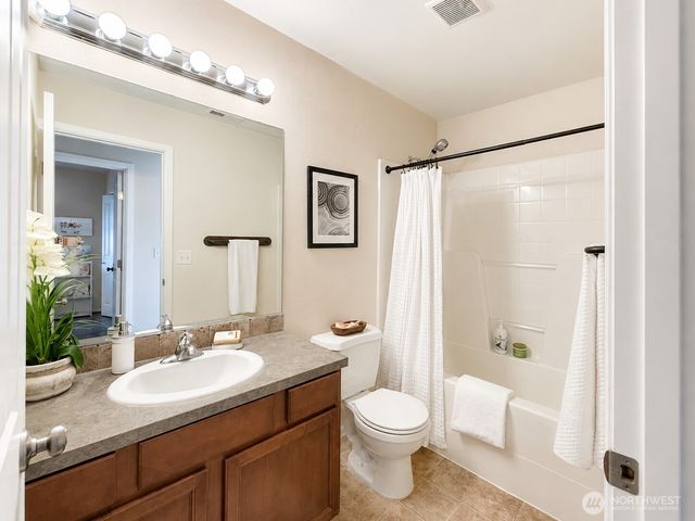 20182 110th Place SE, Kent, WA 98031