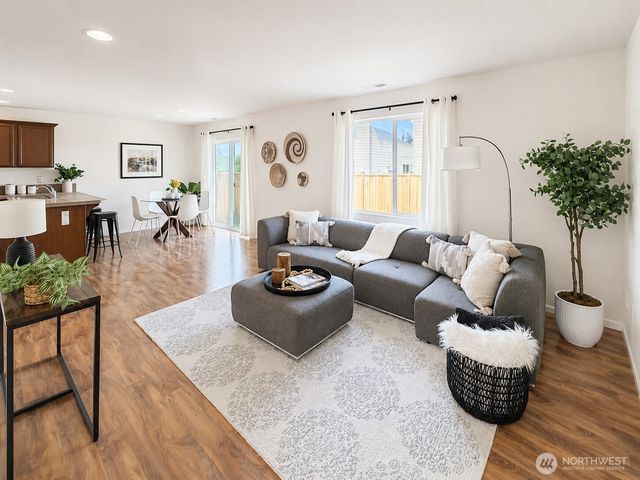 20182 110th Place SE, Kent, WA 98031