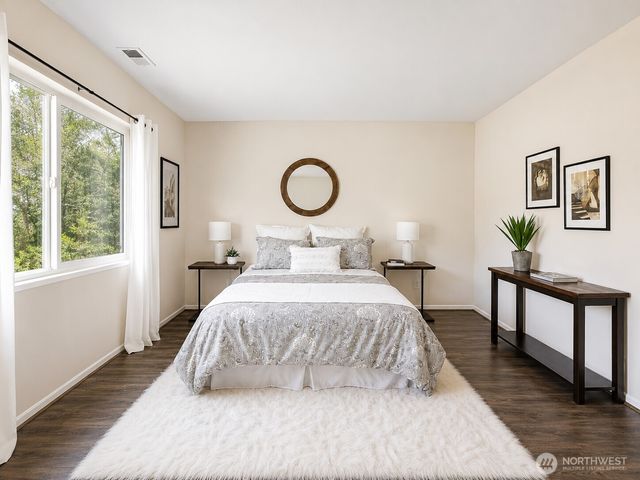 20182 110th Place SE, Kent, WA 98031