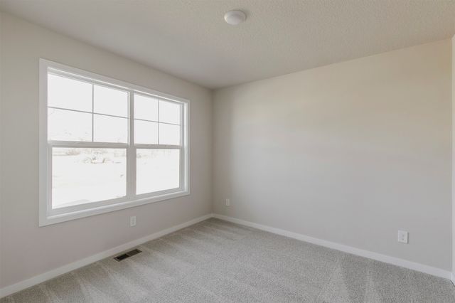 450 Commons Drive, Carlisle, IA 50047