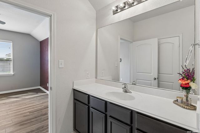 7811 Creekshore CV, San Antonio, TX 78254