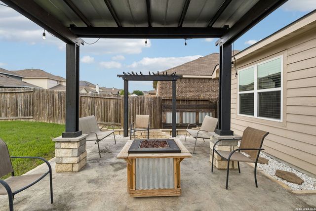 7811 Creekshore CV, San Antonio, TX 78254