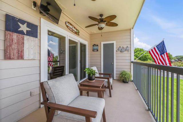12800 Melville Drive B210, Montgomery, TX 77356