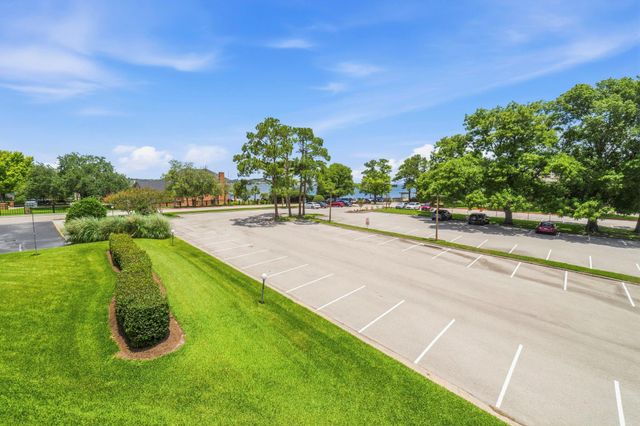 12800 Melville Drive B210, Montgomery, TX 77356
