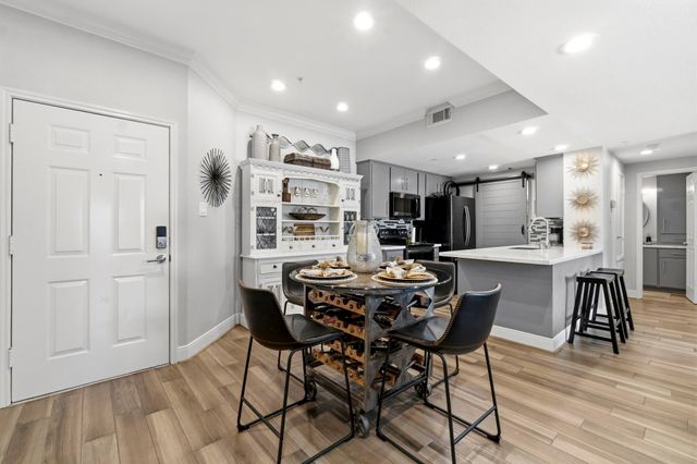 12800 Melville Drive B210, Montgomery, TX 77356