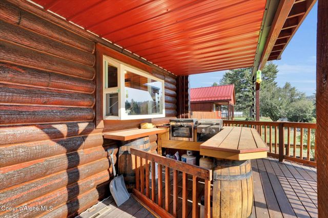 7228 W Senequoteen Trl, Spirit Lake, ID 83869