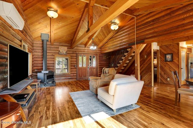 7228 W Senequoteen Trl, Spirit Lake, ID 83869