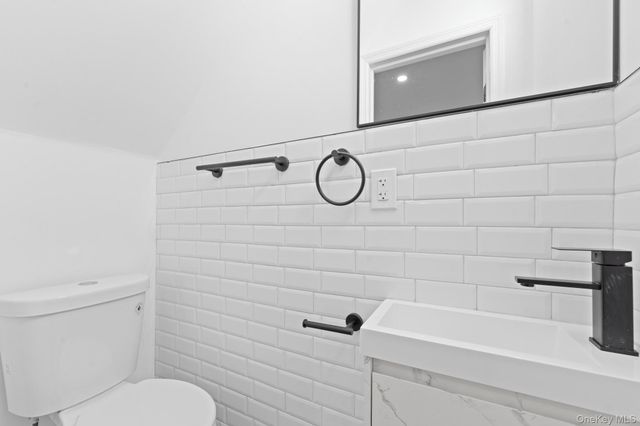 187-41 Tioga Drive, Saint Albans, NY 11412