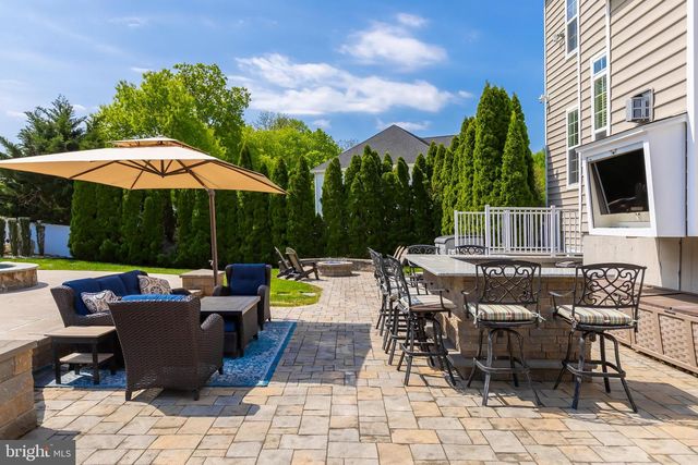 818 DERIUS DR, Mickleton, NJ 08056