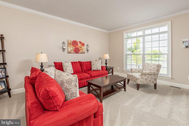 818 DERIUS DR, Mickleton, NJ 08056
