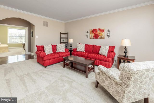818 DERIUS DR, Mickleton, NJ 08056