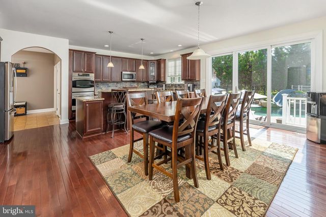 818 DERIUS DR, Mickleton, NJ 08056