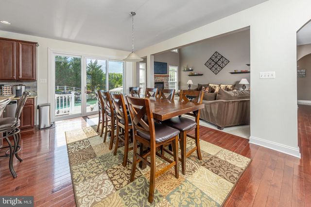 818 DERIUS DR, Mickleton, NJ 08056