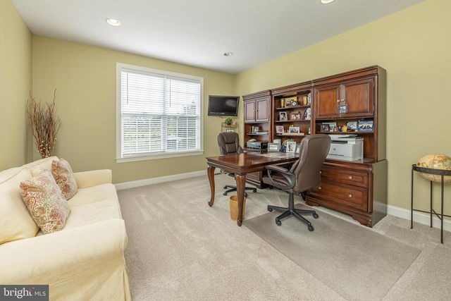 818 DERIUS DR, Mickleton, NJ 08056