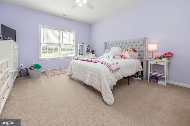 818 DERIUS DR, Mickleton, NJ 08056